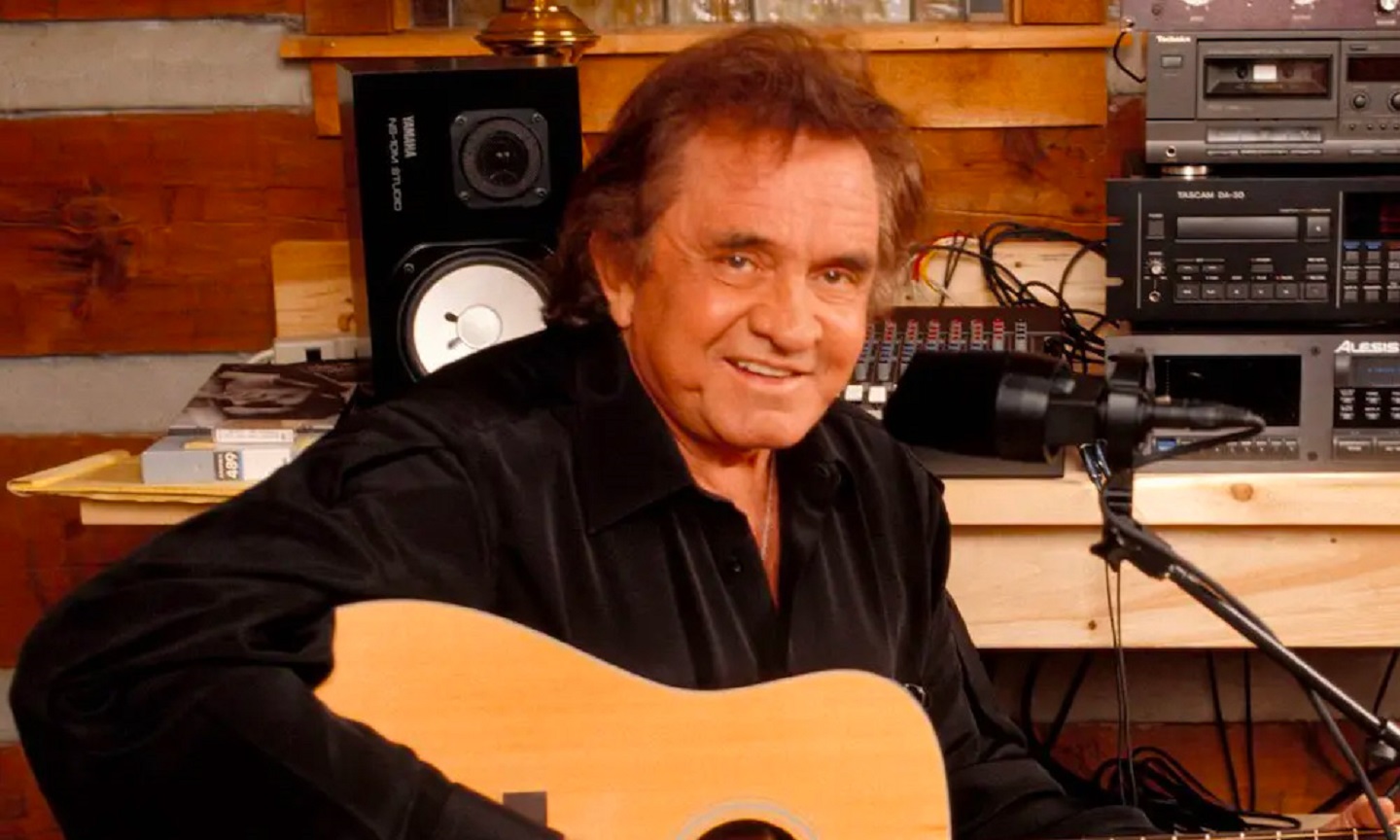 Johnny Cash Music Artist Profile